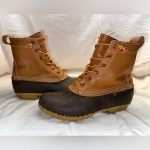 LL BEAN ORIGINAL BOOT 8” fit like a woman’s 8.5